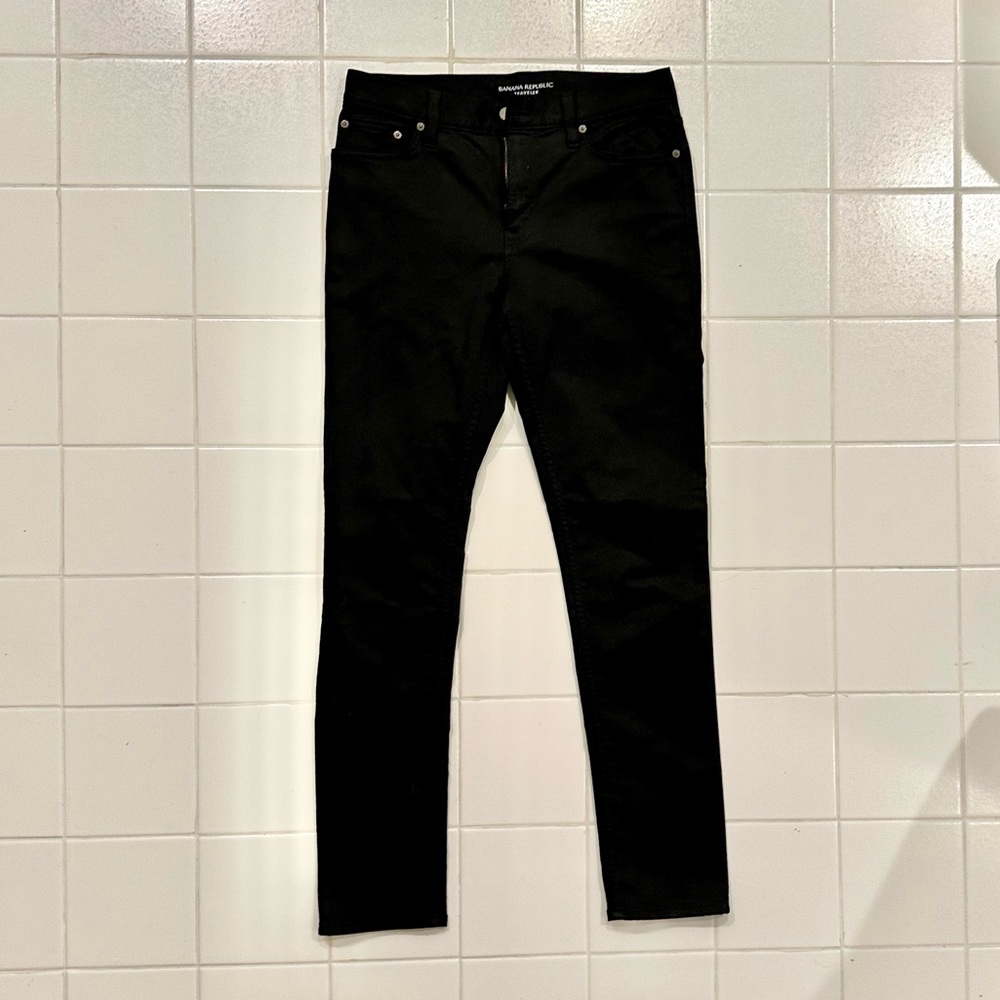 Men’s Banana Republic Traveler Pants